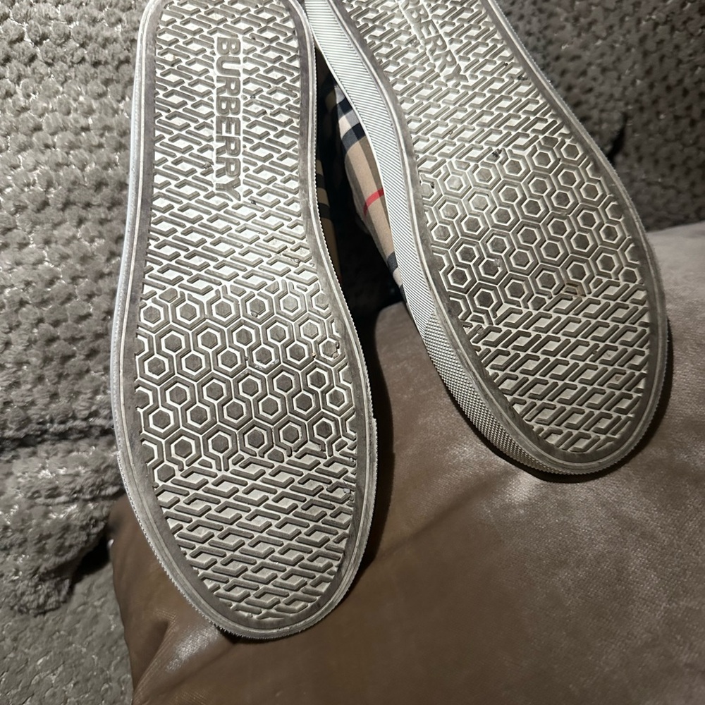 Burberry sneakers - Picture 3 of 4